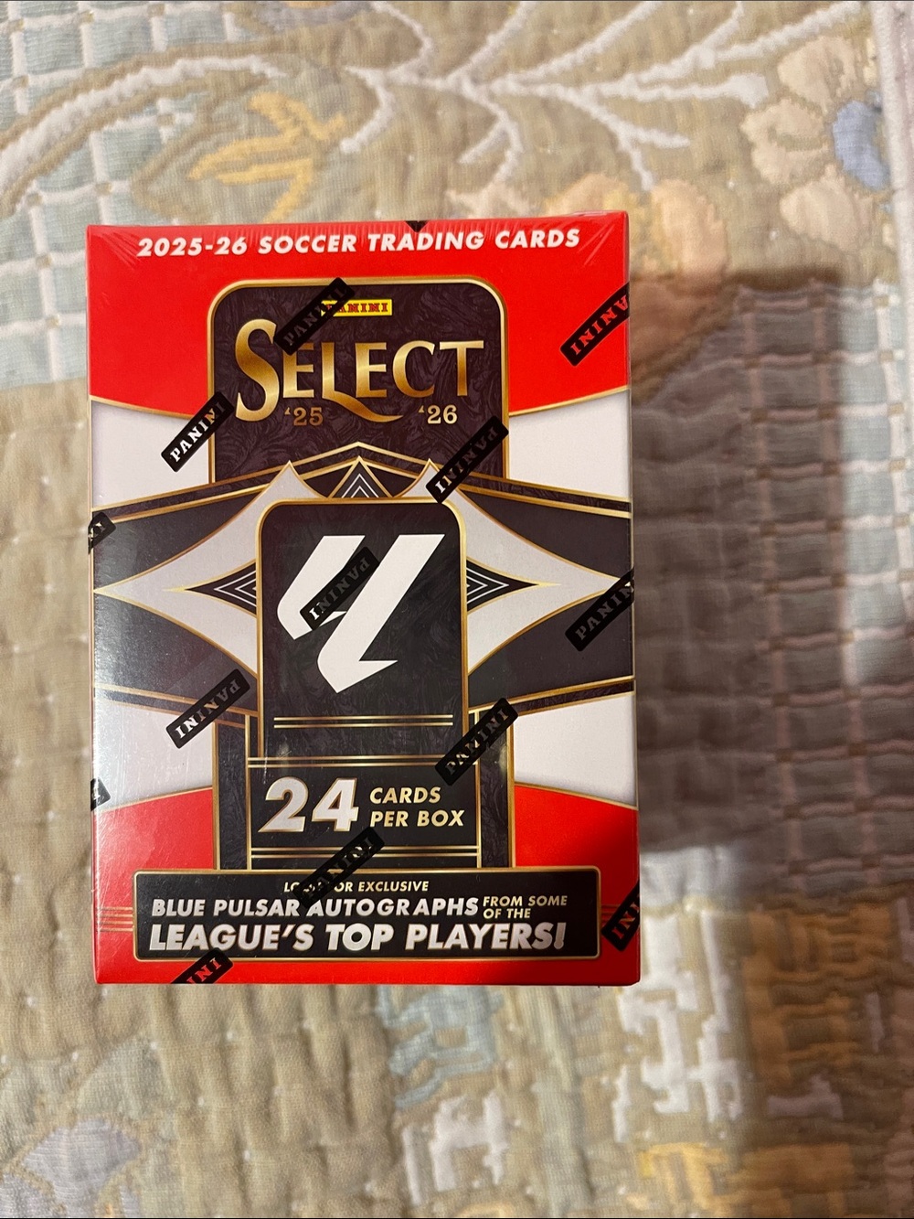 Panini Select Soccer Trading Card Box - Red, Black, Gold